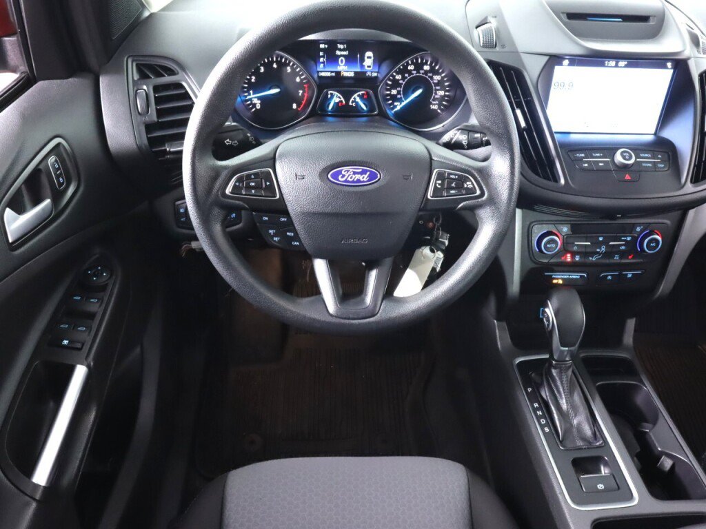 Used 2018 Ford Escape SE w/ SE Sync 3 Package AWD/4WD image 28