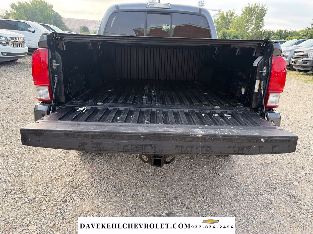 Used 2016 Toyota Tacoma TRD Sport AWD/4WD image 24
