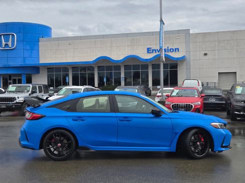 Used 2023 Honda Civic Type R image 8