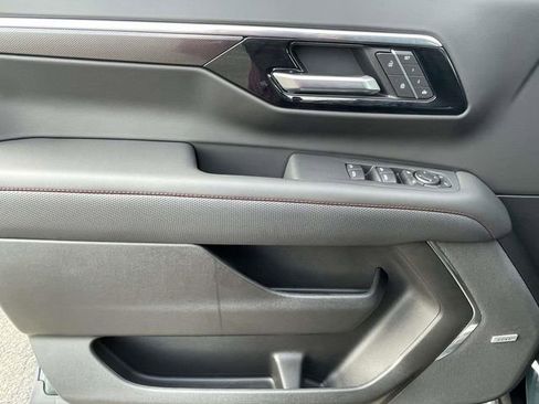 New 2026 Chevrolet Tahoe RST w/ RST Performance Edition image 17