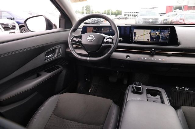 Used 2024 Nissan Ariya AWD image 25