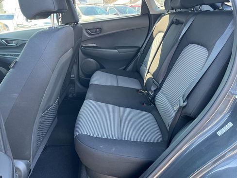 Used 2021 Hyundai Kona SEL w/ Cargo Package image 9