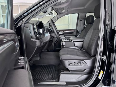Certified 2024 Chevrolet Silverado 1500 LT AWD/4WD image 10