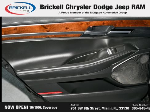 Used 2017 Genesis G90 3.3T Premium RWD image 14