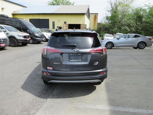 Used 2017 Toyota RAV4 XLE w/ Plus Special Value Package AWD/4WD image 4