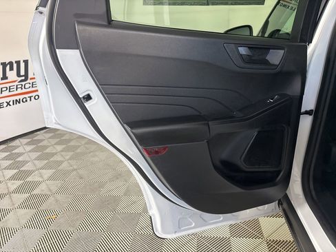 Used 2025 Ford Escape Active image 19