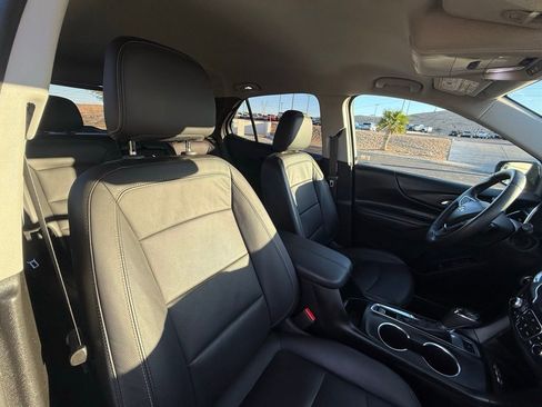 Used 2020 Chevrolet Equinox Premier image 15