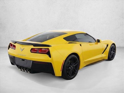 Used 2017 Chevrolet Corvette Stingray Coupe RWD image 7