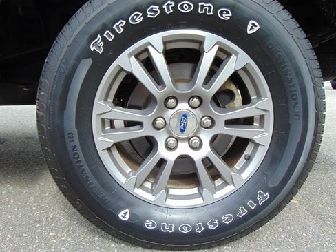 Used 2020 Ford F150 Lariat image 10