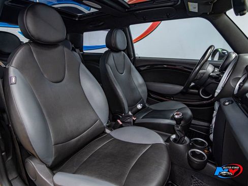 Used 2009 MINI Cooper John Cooper Works image 21