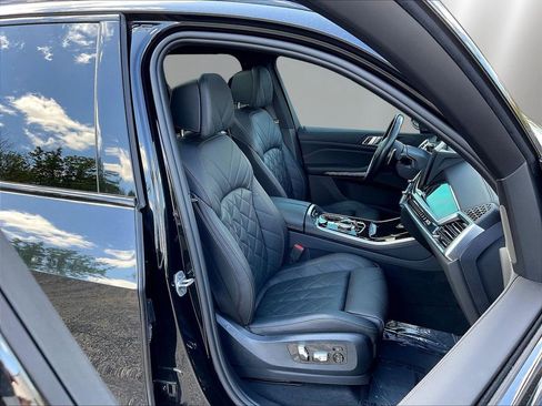 Used 2024 BMW X5 xDrive40i w/ Executive Package AWD/4WD image 29