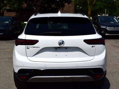 Used 2022 Buick Envision Essence w/ Sport Touring Package image 9
