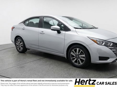 Used 2025 Nissan Versa SV FWD image 1
