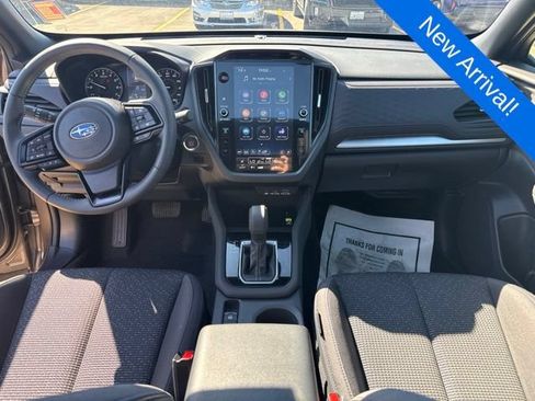 Certified 2025 Subaru Forester Premium AWD/4WD image 11