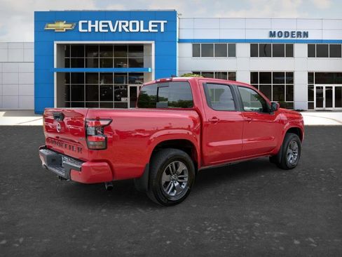 Used 2026 Nissan Frontier SV w/ Tow Package image 5