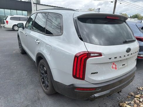 Used 2021 Kia Telluride EX w/ EX Premium Package AWD/4WD image 6
