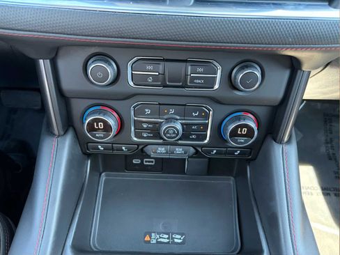 Used 2024 Chevrolet Tahoe RST w/ Luxury Package AWD/4WD image 18