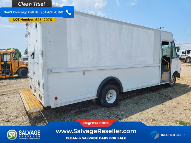 Used 2000 Ford E-350 and Econoline 350 Super Duty RWD image 4