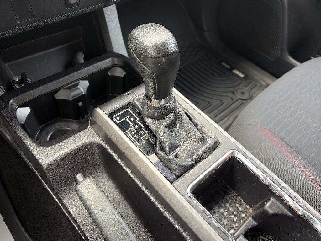 Used 2016 Toyota Tacoma SR5 w/ Towing Package AWD/4WD image 25