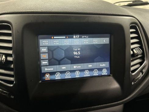 Used 2019 Jeep Compass Latitude w/ Popular Equipment Group image 12