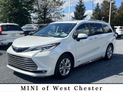 Used 2021 Toyota Sienna Platinum