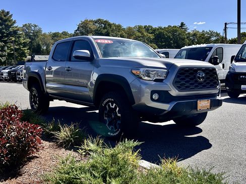 Used 2021 Toyota Tacoma TRD Off-Road image 15