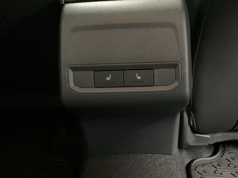 New 2026 Volkswagen Jetta SEL FWD image 17