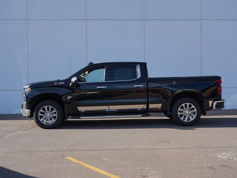 Used 2020 Chevrolet Silverado 1500 LTZ w/ LTZ Premium Package AWD/4WD image 24