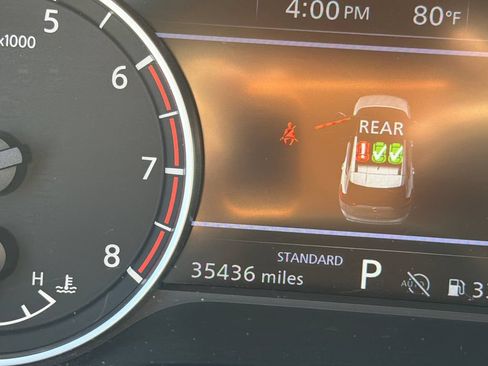 Used 2025 Nissan Rogue SV FWD image 27