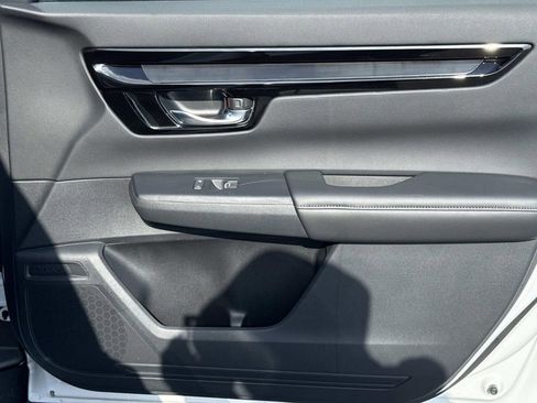 Used 2025 Honda CR-V EX-L image 18