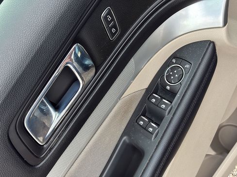 Used 2018 Ford Explorer FWD image 13
