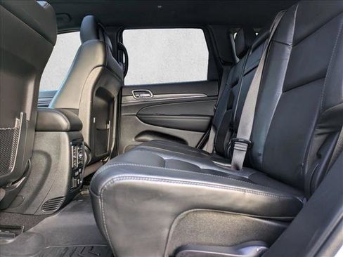 Used 2021 Jeep Grand Cherokee Limited w/ Trailer Tow Group IV image 19