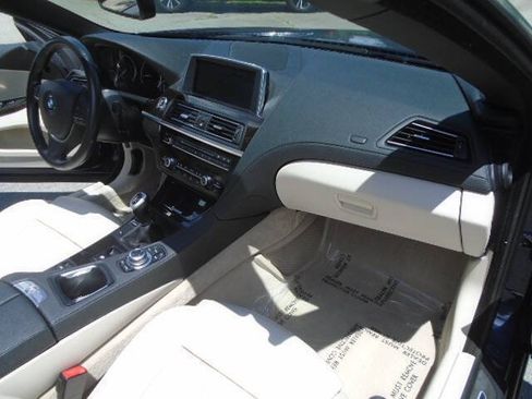 Used 2012 BMW 650i Convertible RWD image 13