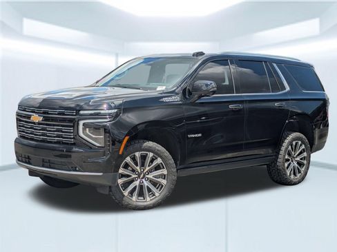 Used 2025 Chevrolet Tahoe High Country AWD/4WD image 1