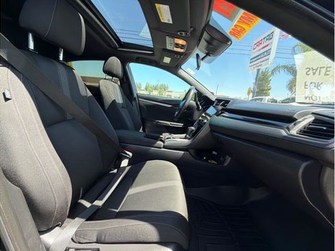 Used 2021 Honda Civic EX image 12