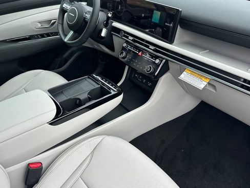New 2026 Hyundai Tucson Limited FWD image 13