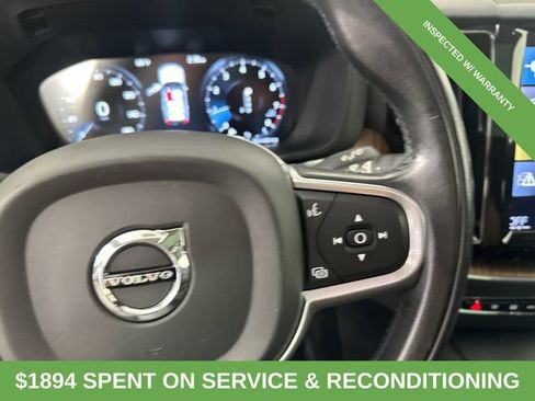 Used 2021 Volvo XC60 T5 Momentum w/ Climate Package AWD/4WD image 29