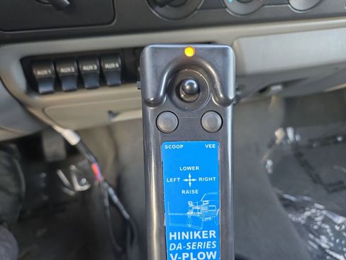 Used 2006 Ford F250 XL image 17