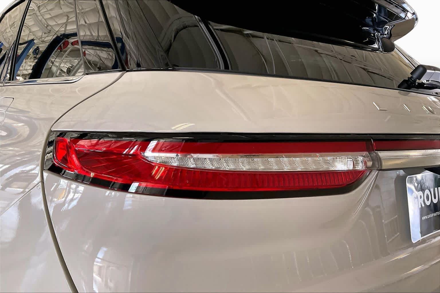 Used 2022 Lincoln Corsair FWD w/ Equipment Group 101A image 25