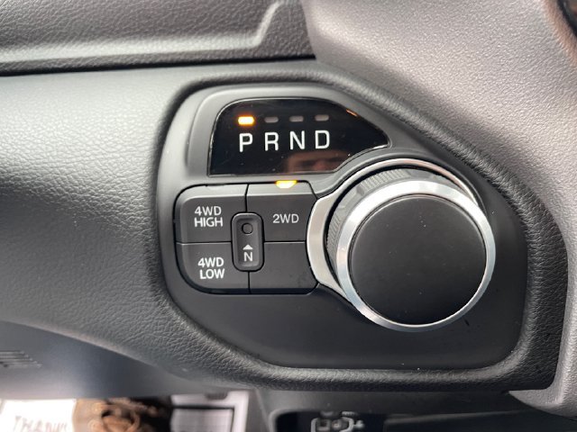 Used 2024 RAM 2500 Big Horn w/ Sport Appearance Package AWD/4WD image 23