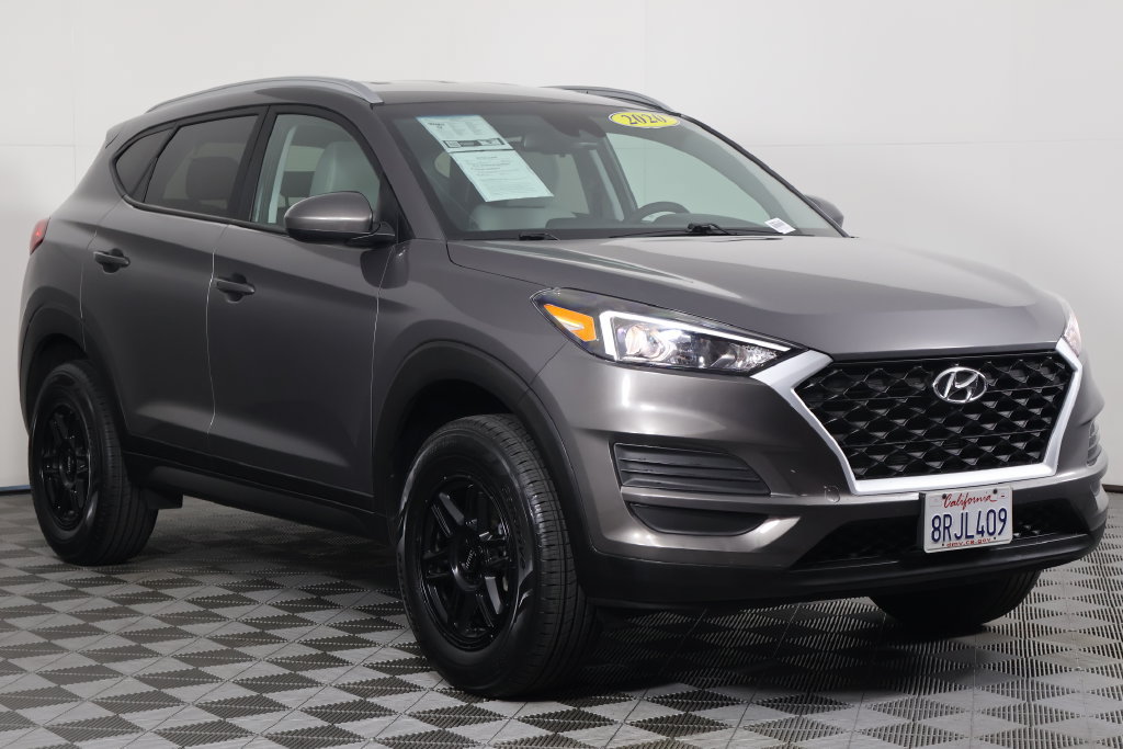 Used 2020 Hyundai Tucson Value w/ Cargo Package FWD image 3