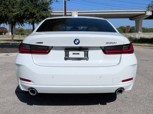 Used 2026 BMW 330i xDrive Sedan w/ Convenience Package AWD/4WD image 8
