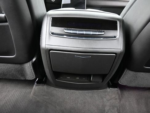 Used 2025 Cadillac Escalade ESV Sport w/ Touring Package image 47