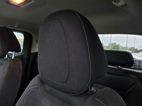 Used 2022 Chevrolet Colorado LT w/ Fleet Safety Package image 20