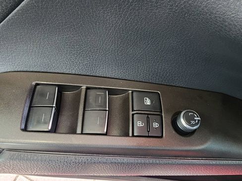 Used 2021 Toyota Camry XSE image 15