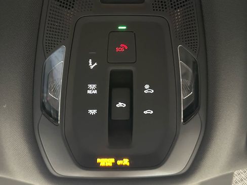 Used 2025 Audi SQ5 Premium Plus w/ Premium Plus Package AWD/4WD image 37