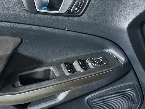 Used 2018 Ford EcoSport SE w/ SE Convenience Package image 15