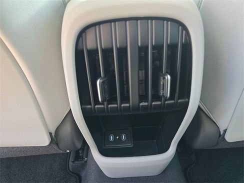 New 2024 Hyundai Kona SEL w/ Convenience Package image 11