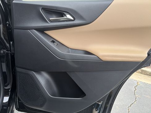 New 2026 Chevrolet Equinox ACTIV w/ Convenience Package III image 16