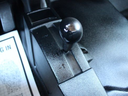 Used 2015 Chevrolet Silverado 3500 W/T w/ Snow Plow Prep Package image 22